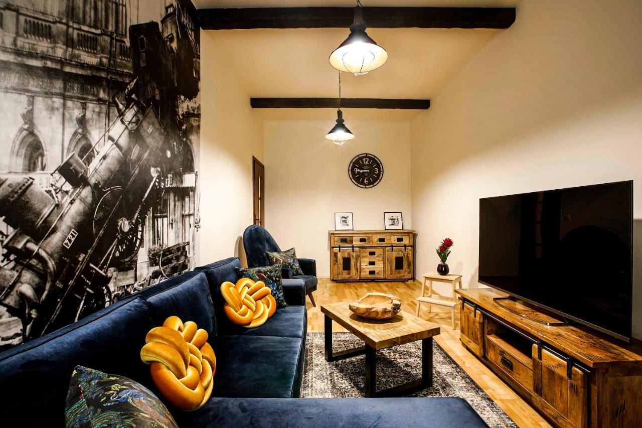 2-Room Apartment With Kitchen, Heart Of Cracow Old Town كراكوفيا المظهر الخارجي الصورة