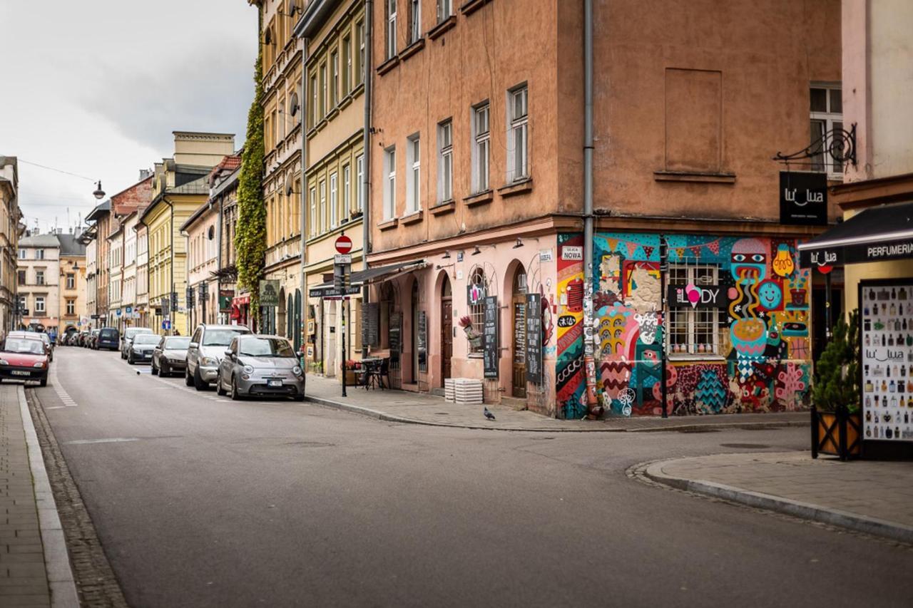 2-Room Apartment With Kitchen, Heart Of Cracow Old Town كراكوفيا المظهر الخارجي الصورة